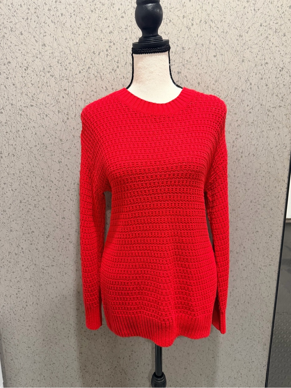 Old Navy Red Crewneck Textured Knit Sweater